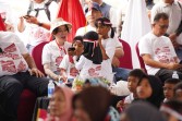 Amsakar dan Li Claudia Berbaur dengan Anak-anak Rempang, Bangun Asa Lewat Sekolah Merah Putih