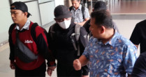 Dibekuk di Jakarta, Tersangka Korupsi Dana Hibah Dispora Kepri Ari Rosandi Tiba di Batam