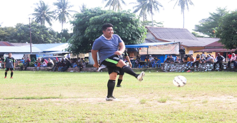 Plt Bupati Bintan Buka Turnamen Sepak Bola 'Idul Fitri Cup Sungai Enam'