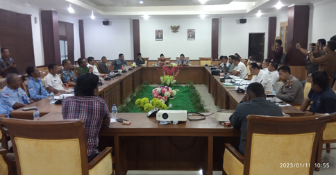 DLH Batam Sebut Tumpahan Minyak di Perairan Tanjunguncang Bukan dari PT Pax Ocean
