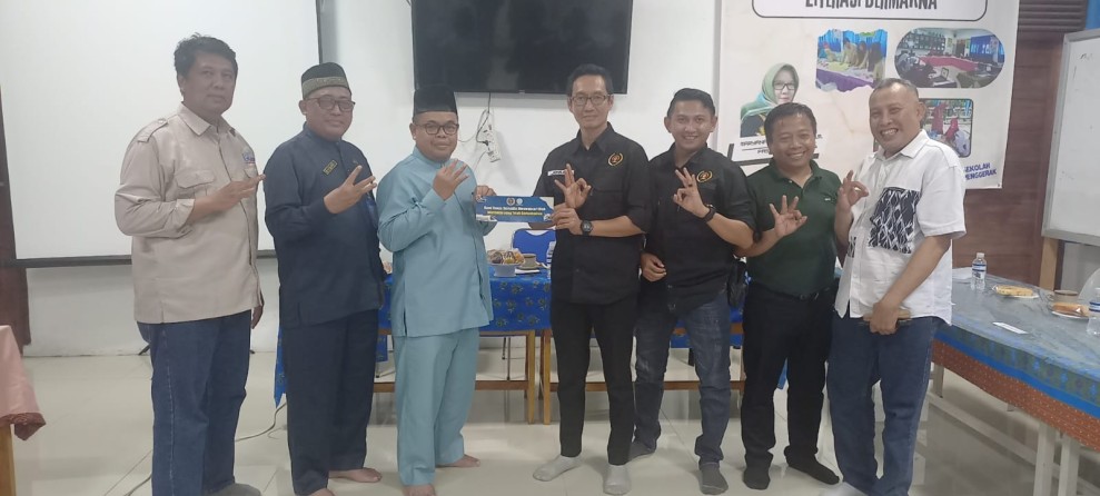 Workshop Literasi Media di Batam: MKKS SMP Wilayah III Gandeng PWI dan SMSI Hadapi Oknum Wartawan Tak Profesional