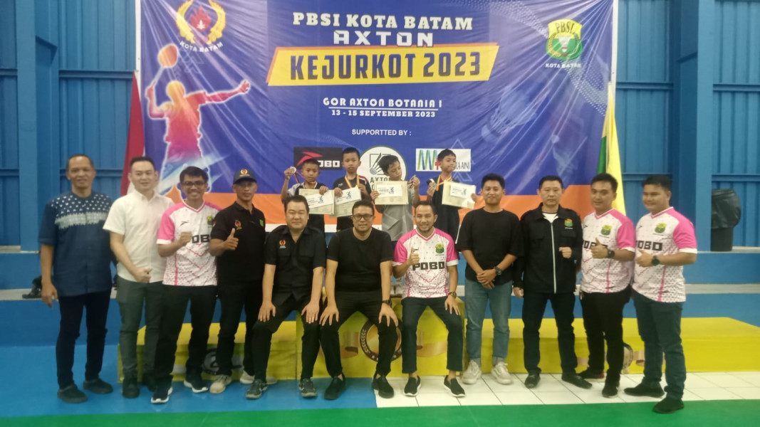 Sukses Kejurkot, Para Juara Wakili Batam di Kejurprov PBSI Kepri 2023