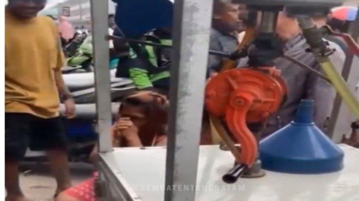 Viral di Batam Wanita Menangis Tertangkap Basah Hendak Mencuri, Polisi: Sudah Damai