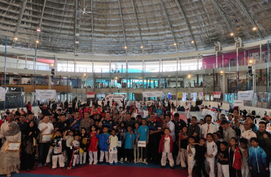 Gemuruh 530 Karateka Menggema di Nagoya Citywalk, Wali Kota Batam Open Karate Championship II 2026 Resmi Dimulai