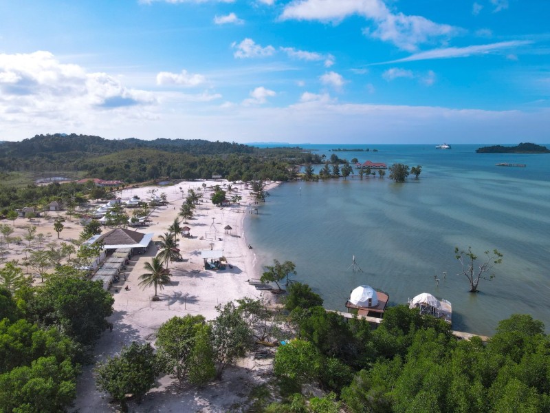 Eksotisme Viovio Beach: Surga Tersembunyi di Pulau Galang, yang Wajib Dikunjungi