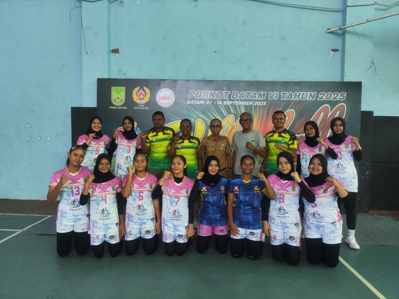 PORKOT Batam VI 2025: Bola Voli Putri Sekupang Tumbangkan Bengkong di Gor Raja Djafar Tiban