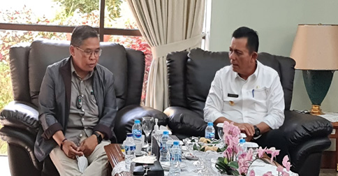 Gubernur Ansar Dampingi Wamen LHK Tinjau Lahan Bandara Karimun
