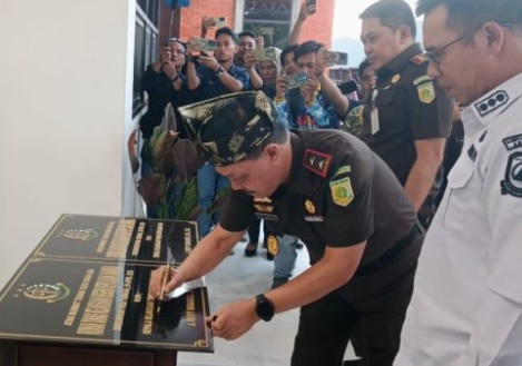 Resmikan Gedung Baru Kejari Anambas, Kajati Kepri Tekankan Penegakan Hukum Berintegritas