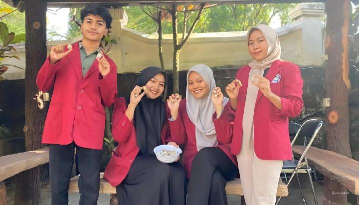 Mahasiswa UMM Bikin Formula Pakan untuk Telur Puyuh Rendah Kolesterol
