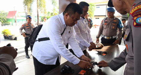 Polresta Tanjungpinang Gelar Pengecekan Senjata Api untuk Menjamin Disiplin dan Keamanan