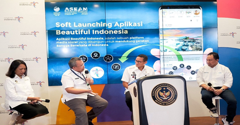 Menparekraf Harapkan Aplikasi Beautiful Indonesia Tingkatkan Kunjungan Wisatawan