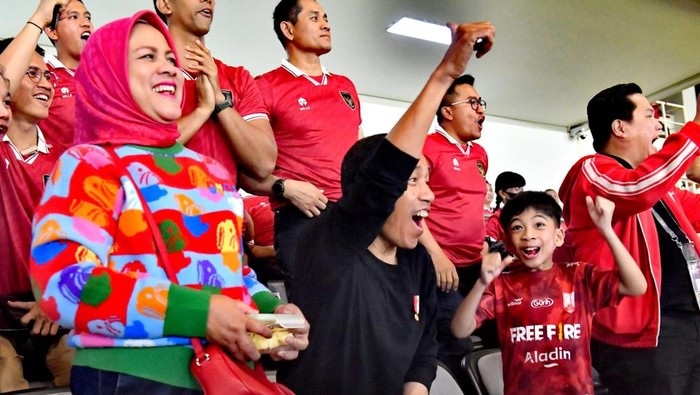 Jokowi Beri Dua Jempol untuk Timnas U-23 yang Kalahkan Turkmenistan 2-0