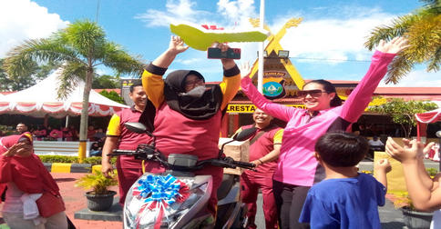 Polresta Tanjungpinang Gelar Gerak Jalan Santai, Funbike dan Lomba Kebersihan