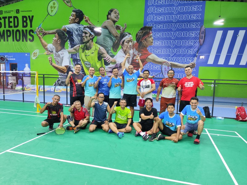 Bukan Sekadar Adu Smash, Tepuk Bulu dan PB Sedare Pererat Persaudaraan Lewat Fun Match