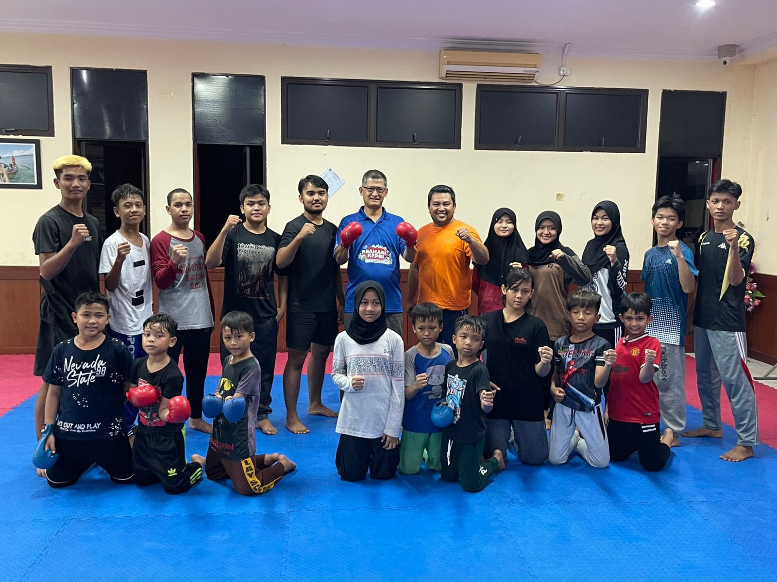 Malam-malam Kadispora Batam Datangi Atlet Pelajar Kejurnas Karate Piala Menpora 2022