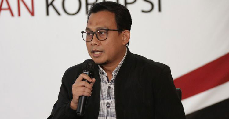 Puluhan Orang Turut Diamankan saat OTT Bupati Meranti Muhammad Adil, KPK: Pagi Ini Dibawa ke Jakarta