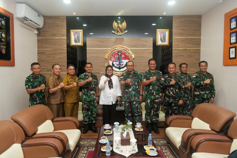 Plt Gubernur Kepri Marlin Agustina Silaturahmi ke Lantamal IV Batam