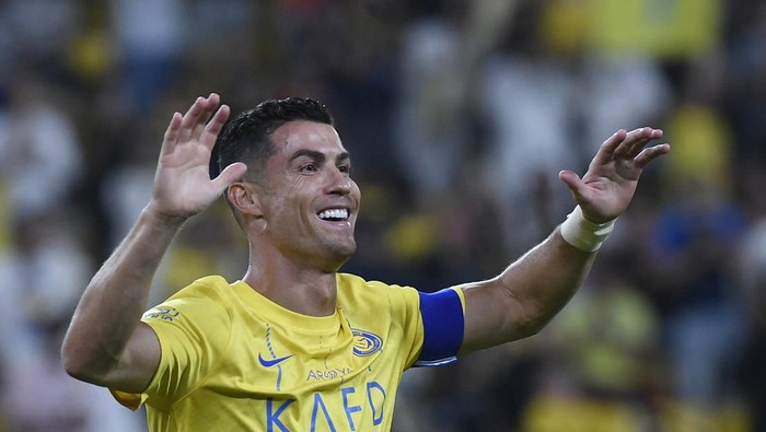 Ronaldo Ukir Rekor Gol dalam Kemenangan Al Nassr atas Al Ittihad