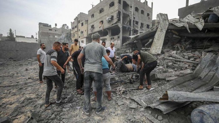 Israel Serang Rumah Sakit di Gaza, 500 Orang Dilaporkan Tewas