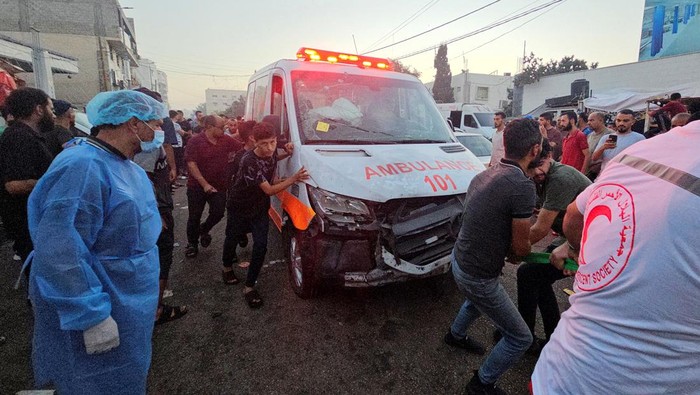 Israel Serang Ambulans di Gaza, 15 Orang Tewas