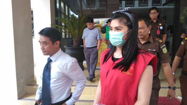 Angela Lee Ditangkap dan Ditetapkan Jadi Tersangka Kasus Dugaan Penipuan