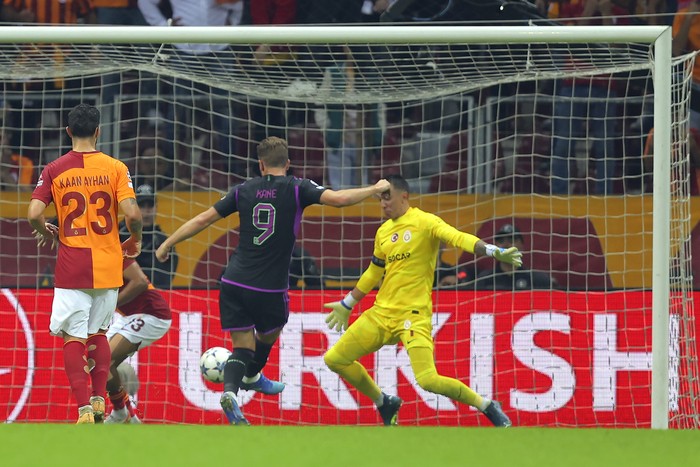 Galatasaray Vs Bayern: Kane Cetak Gol, Die Roten Menang 3-1