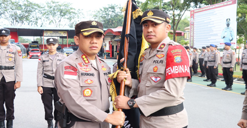 Polsek Sei Beduk Terbaik, Polsek Batam Kota Dapat Bendera Hitam dari Kapolresta Barelang
