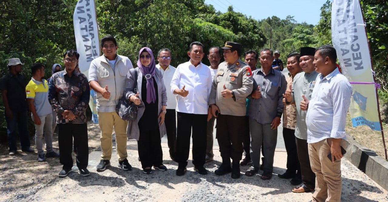 Tutup Tahun, Gubernur Ansar dan Roby Resmikan Jalan Lingkar Pangkil dan Mantang