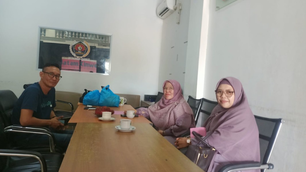 Catatan Ketua PWI Batam, M A Khafi Anshary saat Menerima Kunjungan Kepala SMPN 26 Batam