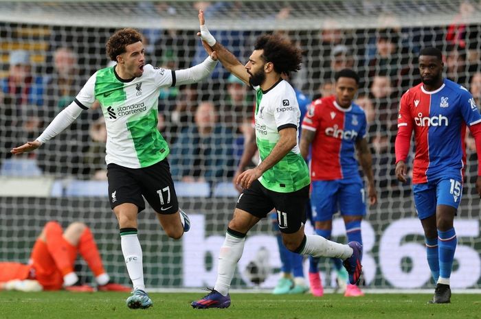 Kalahkan Crystal Palace 2-1, Liverpool Gusur Arsenal di Puncak Klasemen