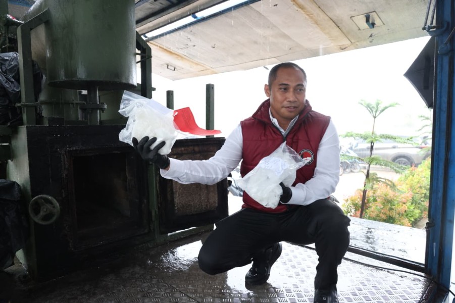 Polda Kepri Gencar Perangi Narkoba, 85 Kasus Terungkap dan Ribuan Barang Bukti Dimusnahkan