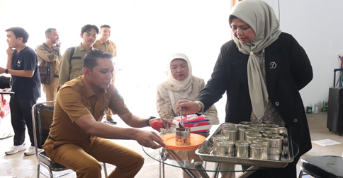 Tinjau Tempat Sterilisasi Produk UMKM Kepri di Batam, Dewi Ansar: Saatnya UMKM Naik Kelas