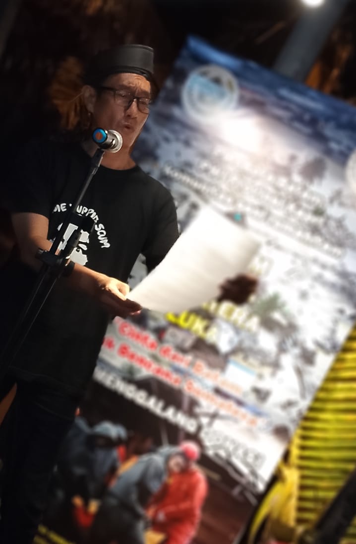 Malam Sastra Sumatera Luka di Batam, Ketika Puisi Menggugat Luka Negeri