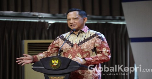 Mendagri Tegaskan ASN Tak Boleh Ikut Campur dalam Urusan Politik Praktis