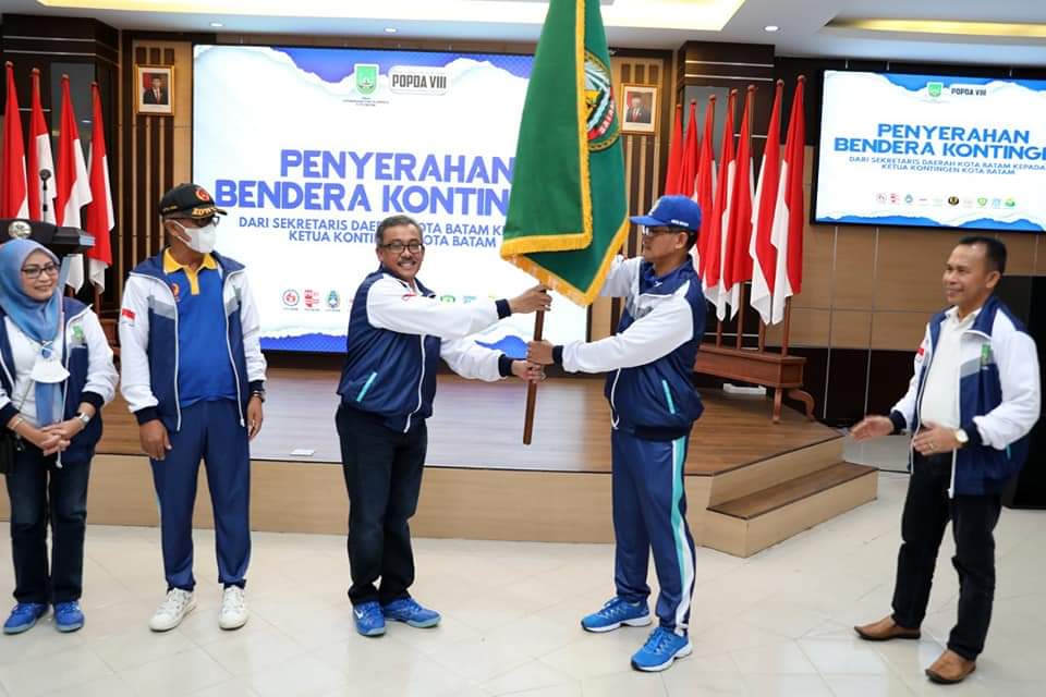 102 Atlet Batam Berjuang di Popda VIII Kepri, Pesan Rudi: Target Juara Umum