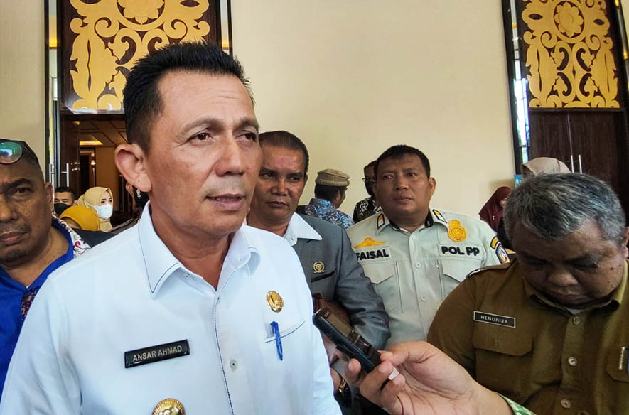 Gubernur Ansar Kecam Praktik Titipan Calon Siswa di SMAN 3 Batam