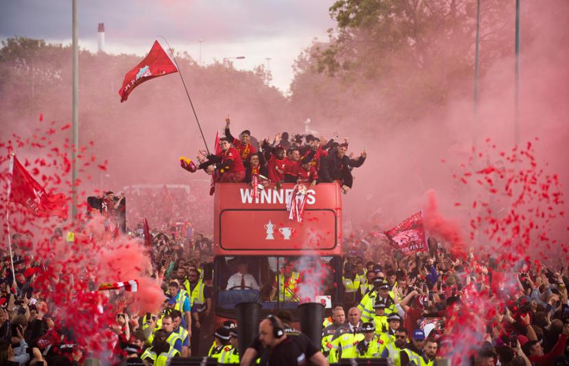 Klopp Sanjung Pendukung The Reds Saat Parade di Kota Liverpool