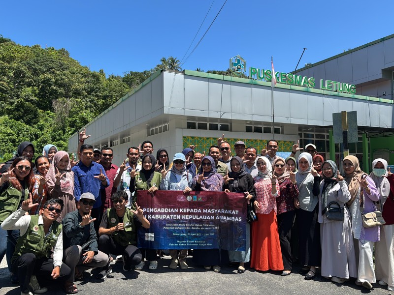 Mahasiswa MHKes FH UGM Lakukan Penyuluhan Kesehatan dan Hukum di Letung, Kepulauan Anambas