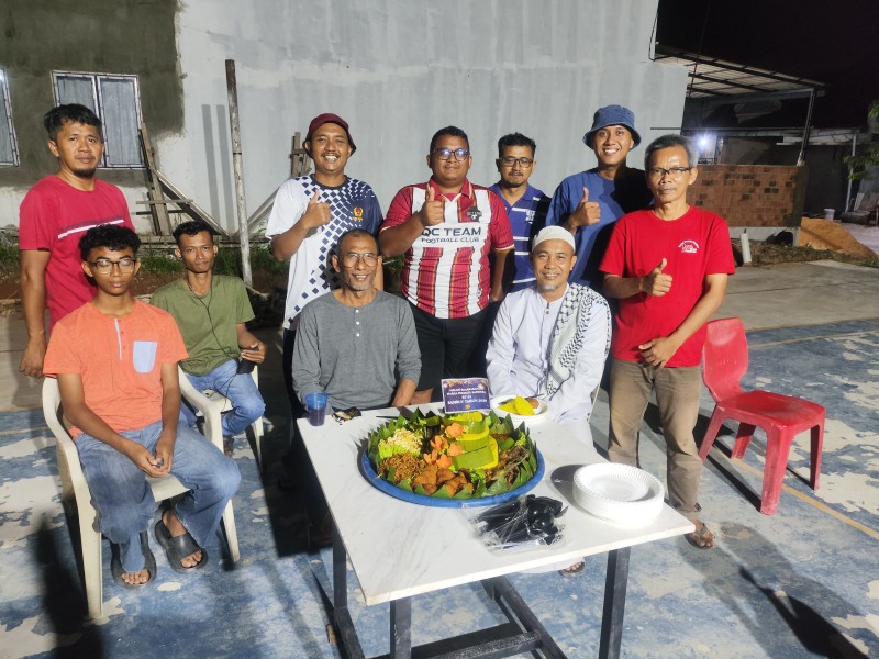 Malam Keakraban Warga Permata Bandara RT 03 Berlangsung Khidmat dan Meriah, Sambut Tahun Baru 2026 Penuh Harapan