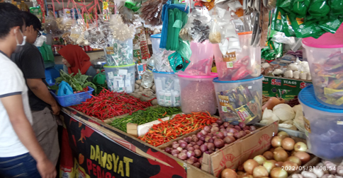 Banjiri Pasar di Batam, Bawang Impor Bikin Emak-emak Happy