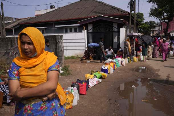 Sri Langka Kehabisan Bahan Bakar