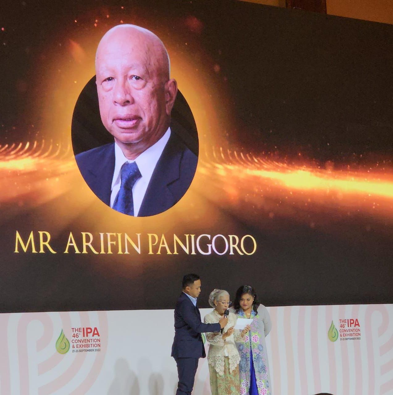 IPA Beri Penghargaan ke Arifin Panigoro