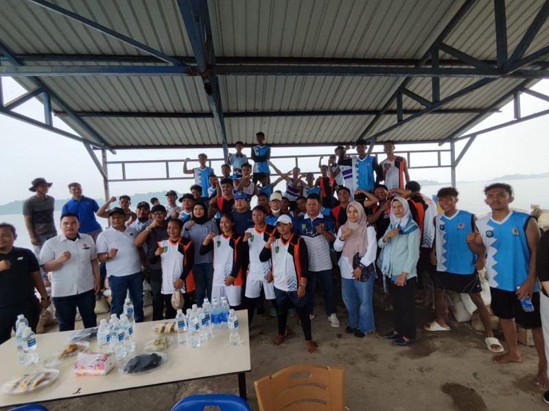 Dari Pulau Lekang, Semangat Batam Juara Menggema! Rani Rafitriyani Turun Langsung Motivasi Atlet Dayung