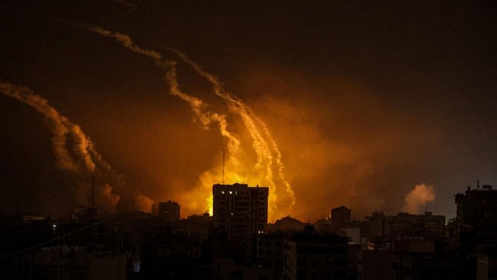 Jet-jet Tempur Israel Bombardir 150 Target Bawah Tanah di Gaza