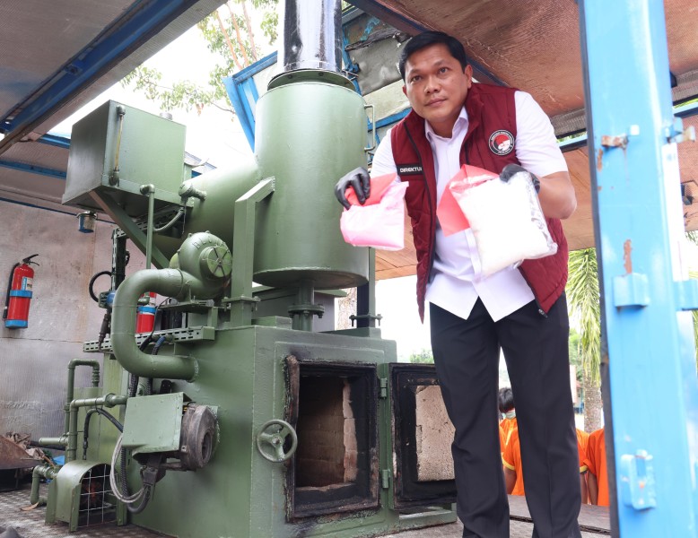 Polda Kepri Musnahkan Barang Bukti Narkoba Senilai 48 Ribu Jiwa, 28 Tersangka Diamankan