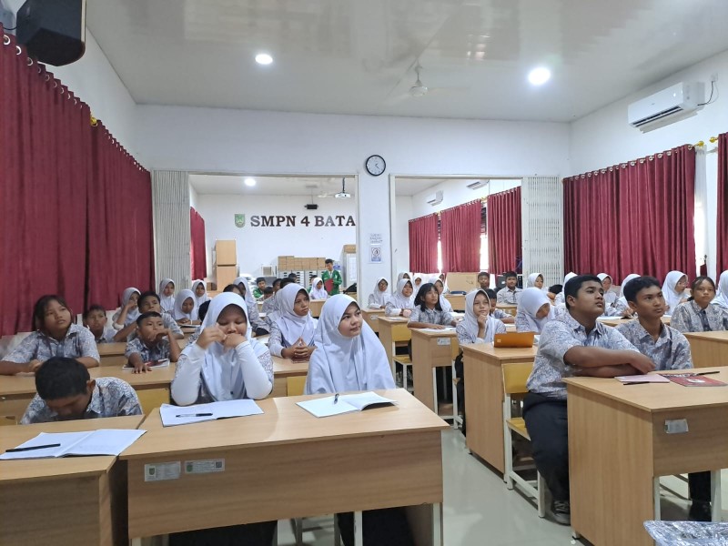 Ikhtiar Bersama PWI Batam dan Dinas Pendidikan Bangun Literasi Pelajar SMP