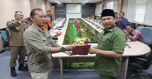 Nuryanto Janji Sampaikan Aspirasi Alinasi Buruh dan Koalisi Rakyat Batam ke DPR RI