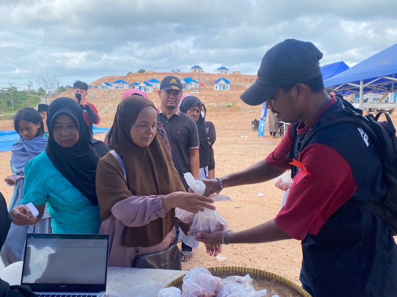 Idul Adha 1446 H, PT MEG dan AGP Salurkan 6 Ekor Sapi dan 14 Kambing di Rempang dan Galang, Batam