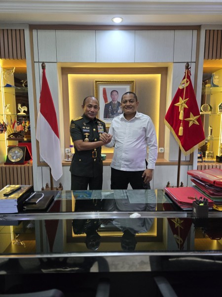 Asops Panglima TNI Apresiasi Peran Pers dalam Demokrasi saat Terima SMSI Kepri di Mabes TNI