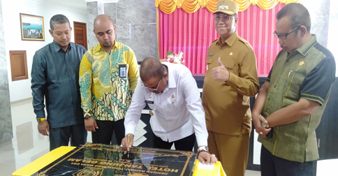 Dikelola BUP Karimun, Bupati Aunur Rafiq Resmikan Hotel Tanjung Gelam